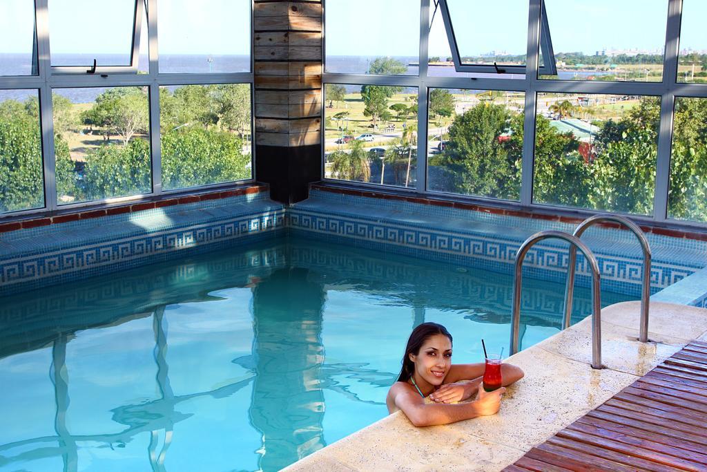 Отель Ramada By Wyndham Buenos Aires Висенте-Лопес Экстерьер фото
