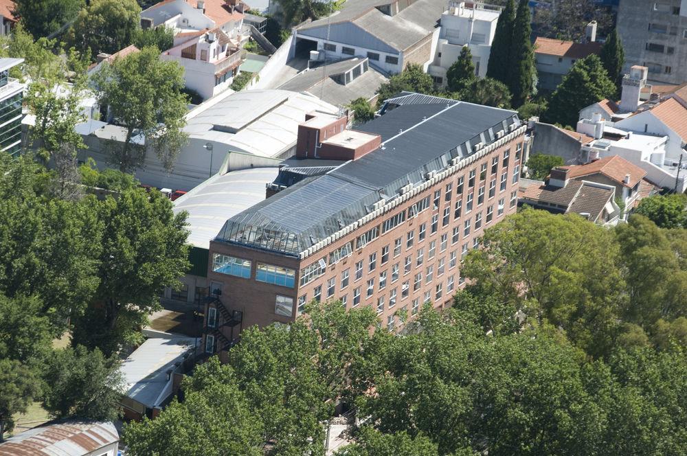 Отель Ramada By Wyndham Buenos Aires Висенте-Лопес Экстерьер фото